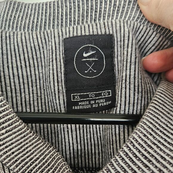 Nike Men's XL Golf vest, Gray/Black vertical stripes, sporty, outdoor, Grandpa - Picture 2 of 7
